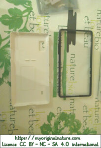 Crédits Mélanie My Original Nature – Licence CC BY-NC-SA 4.0 - Réparation Fairphone coque et entourage