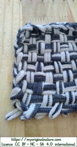 Crédits Mélanie My Original Nature – Licence CC BY-NC-SA 4.0 - Bandes de chaussettes pour fabriquer les éponges 5